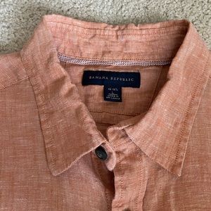 Banana Republic orange 100% linen button down shirt
